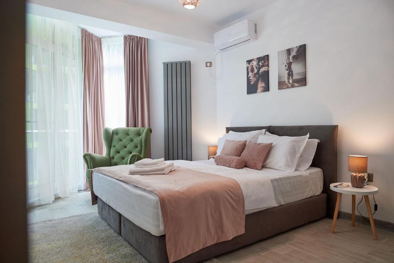 Sea La Vie 2Br Apt Spa N Pool Beach Resort Năvodari 외부 사진