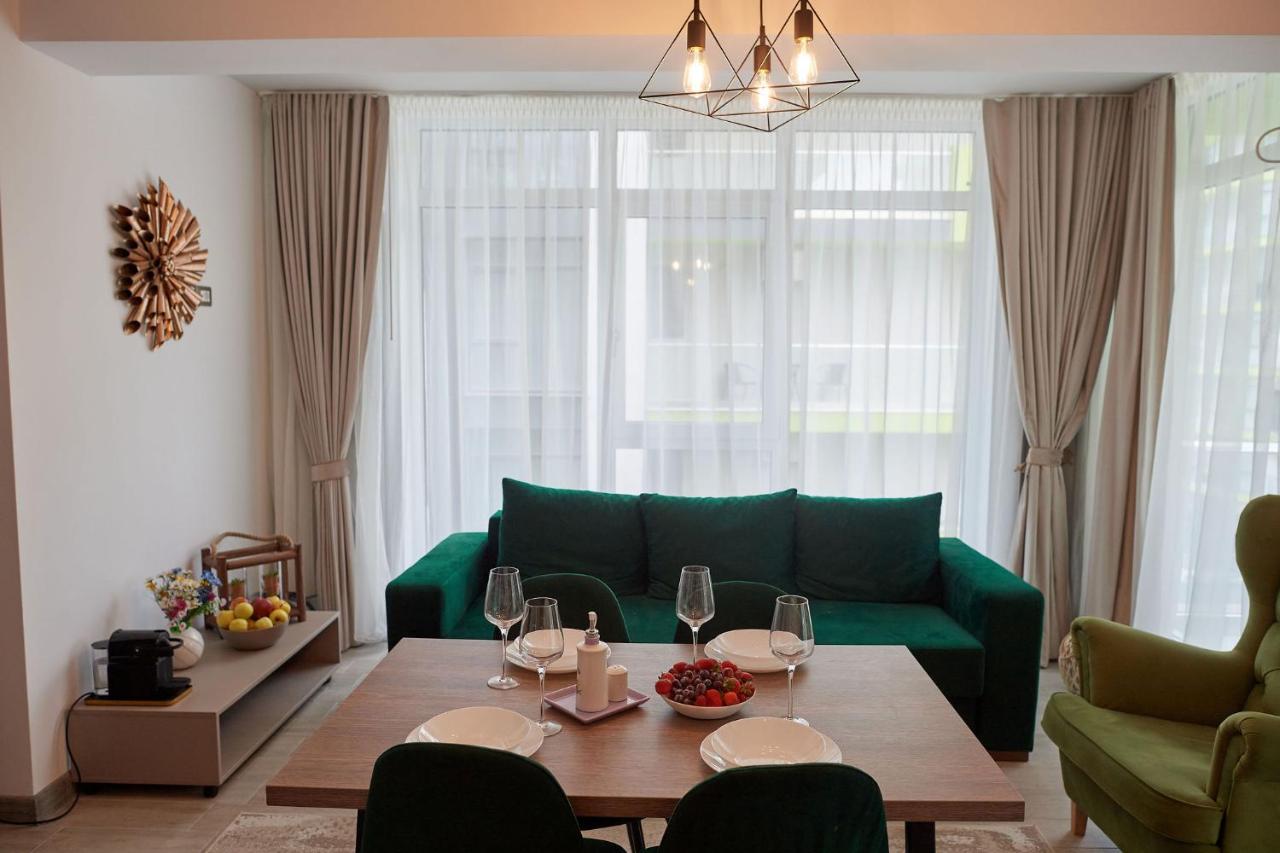 Sea La Vie 2Br Apt Spa N Pool Beach Resort Năvodari 외부 사진