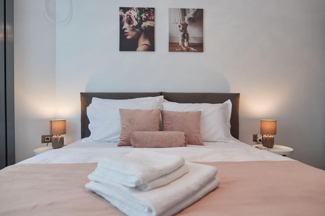 Sea La Vie 2Br Apt Spa N Pool Beach Resort Năvodari 외부 사진