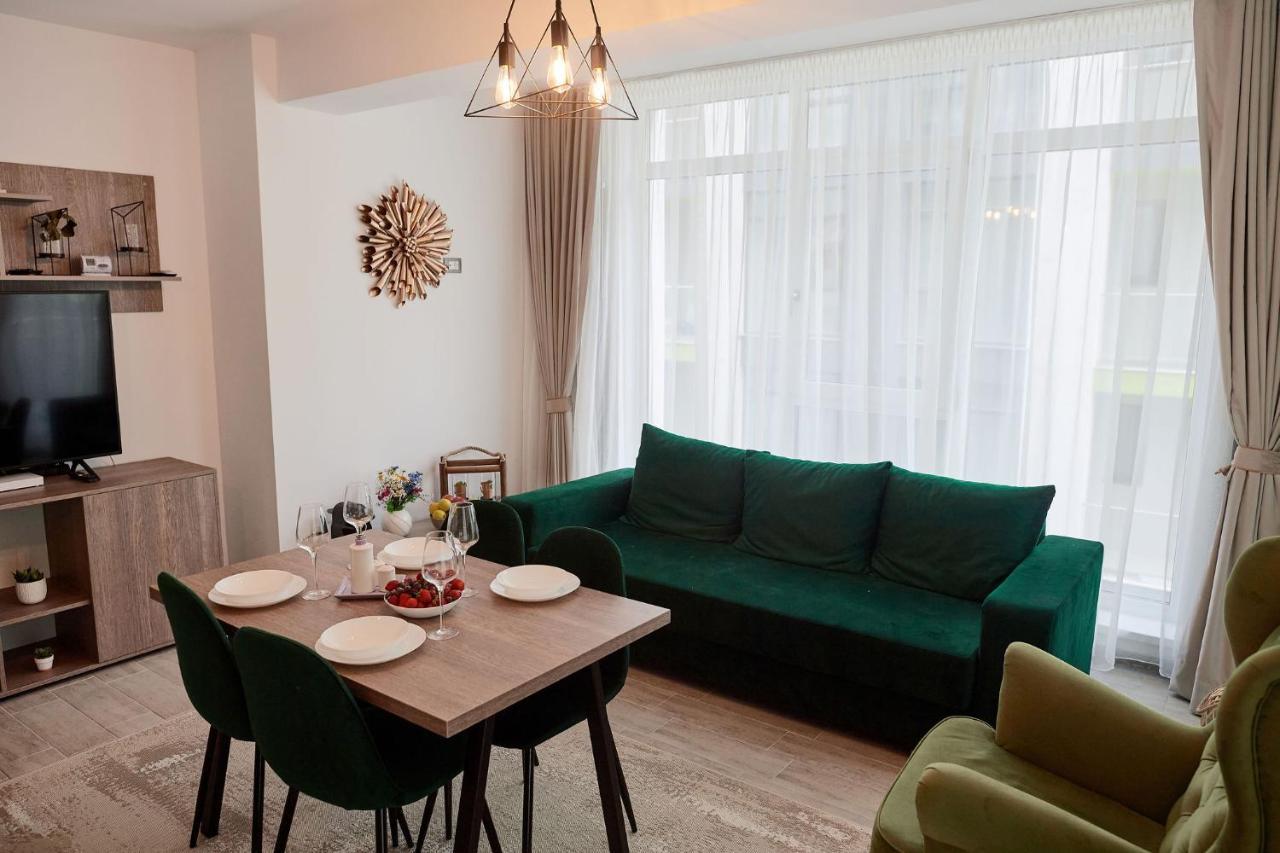 Sea La Vie 2Br Apt Spa N Pool Beach Resort Năvodari 외부 사진